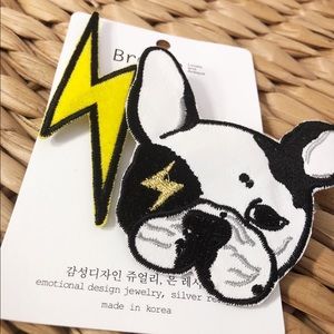 bulldog and lightning embroidery brooch